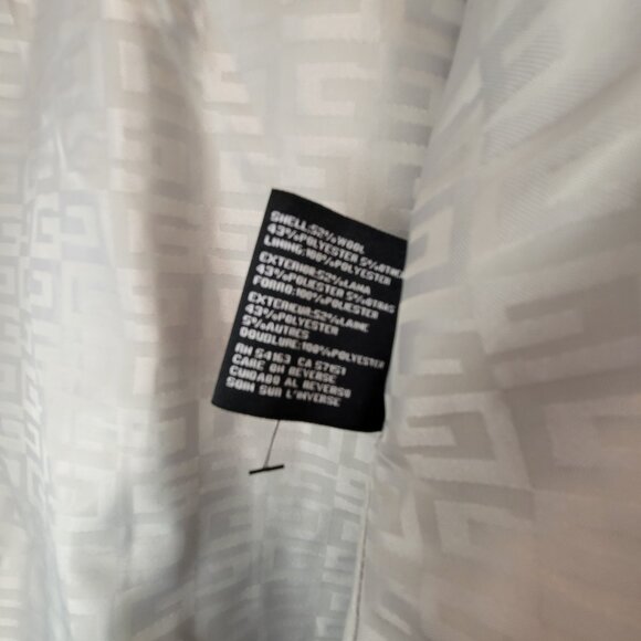 GUESS Wool Blend Doublebreasted Gray Coat NWOT w/ Silver Buttons - Picture 15 of 16